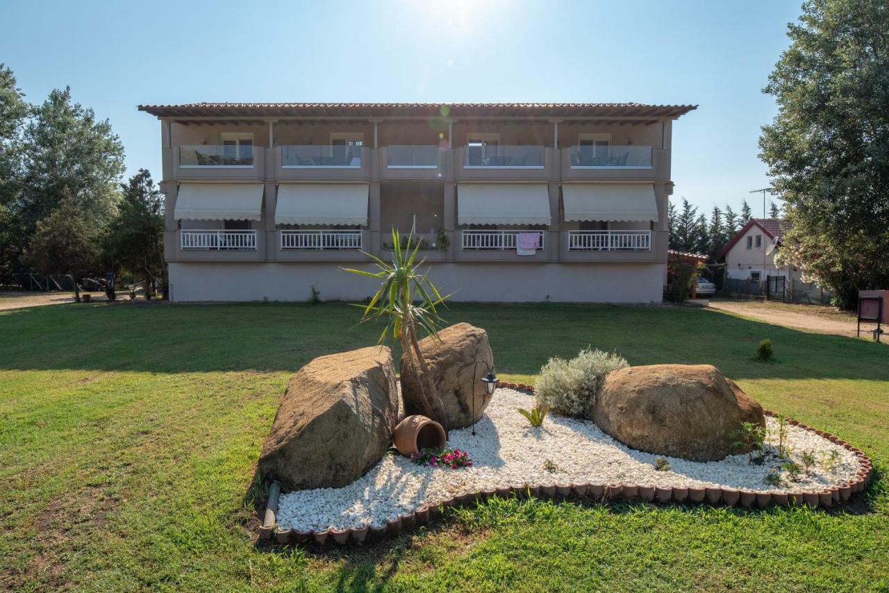 Camping Linaraki Apartments & Bungalows Sykia Chalkidikis Buitenkant foto