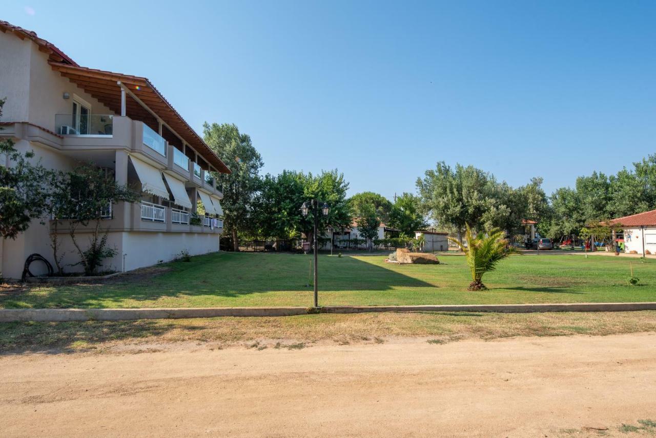 Camping Linaraki Apartments & Bungalows Sykia Chalkidikis Buitenkant foto