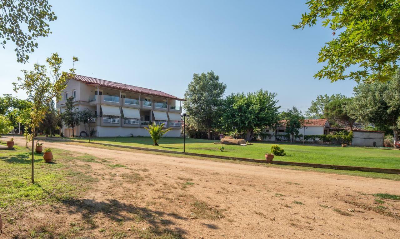 Camping Linaraki Apartments & Bungalows Sykia Chalkidikis Buitenkant foto